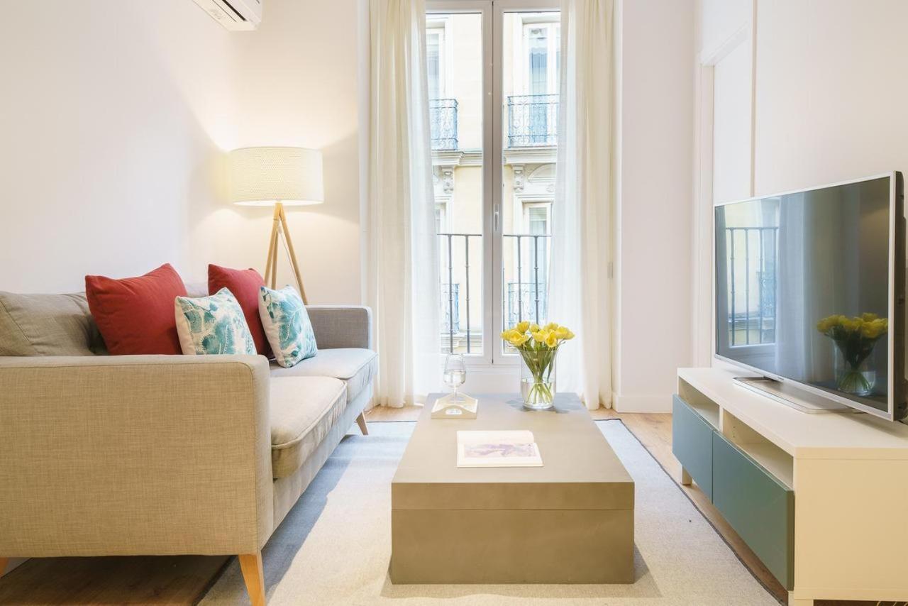 Mi Casa En Madrid- Spacious Apartments Callao Gran Via Екстериор снимка