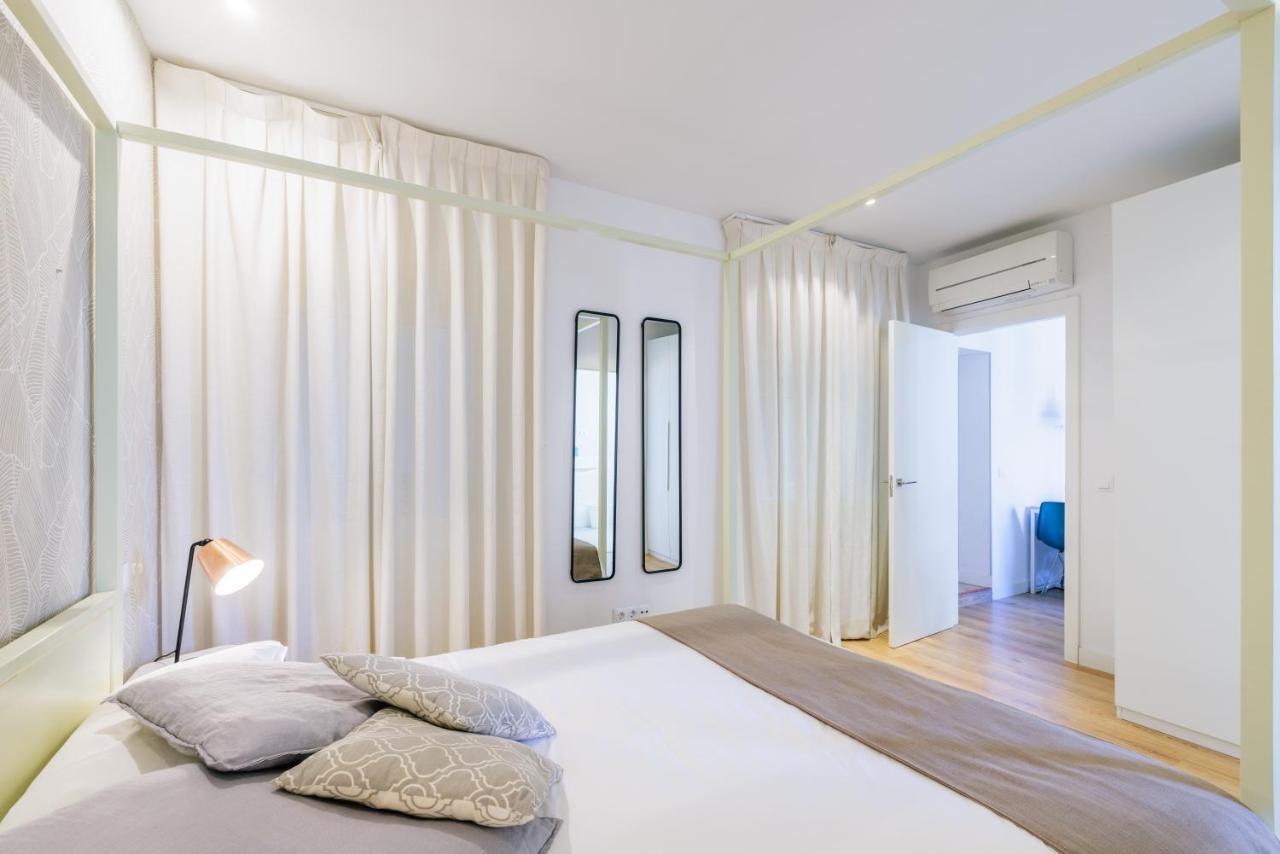 Mi Casa En Madrid- Spacious Apartments Callao Gran Via Екстериор снимка