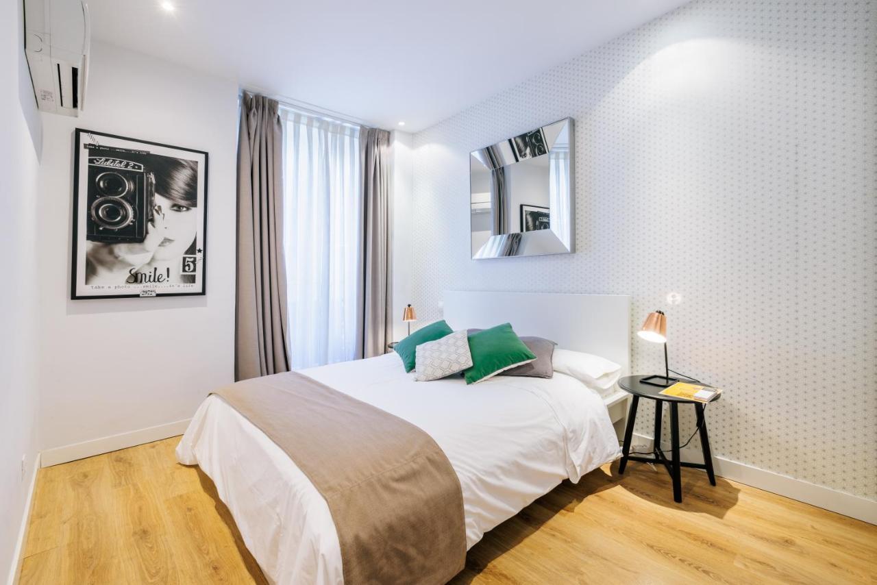 Mi Casa En Madrid- Spacious Apartments Callao Gran Via Екстериор снимка