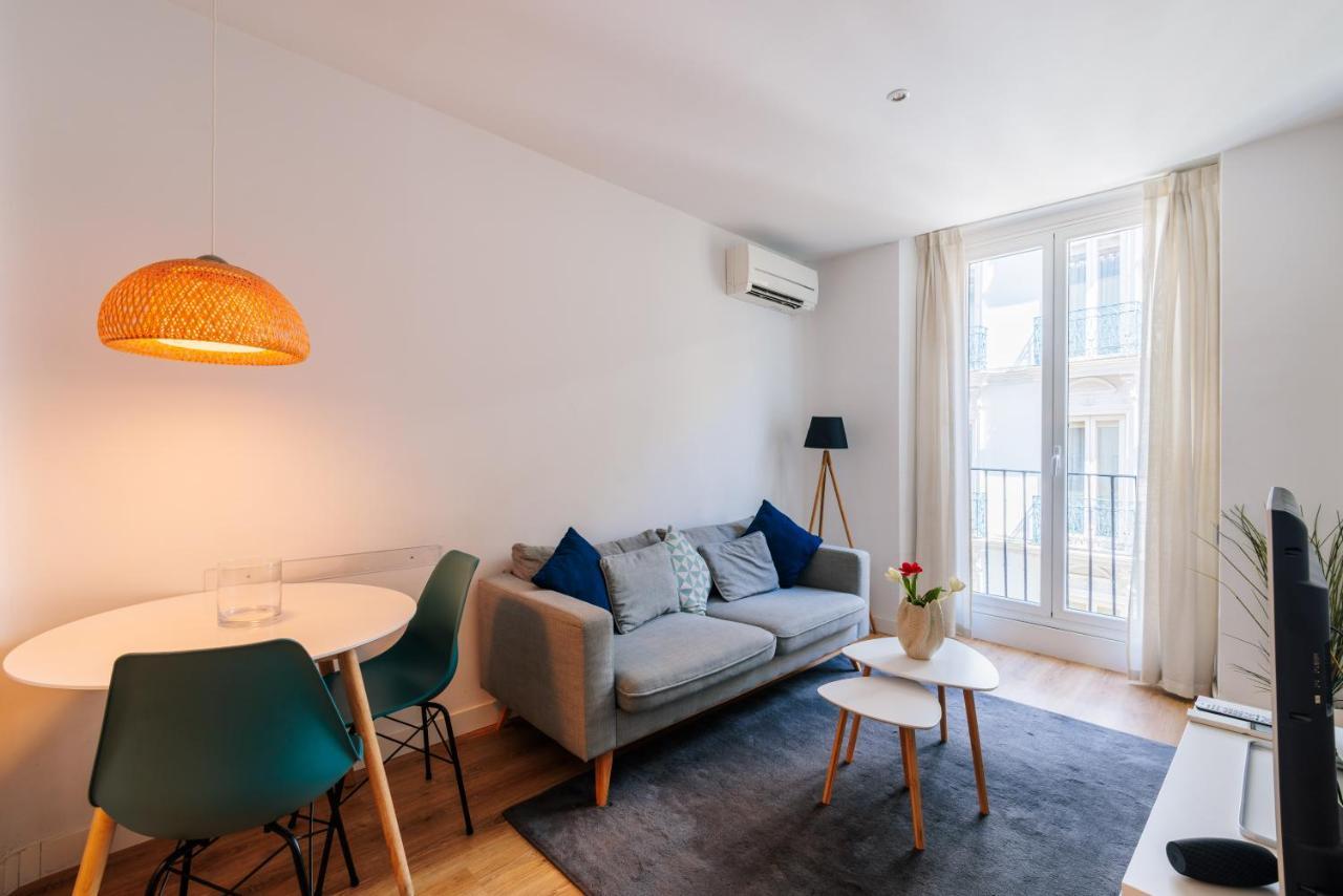 Mi Casa En Madrid- Spacious Apartments Callao Gran Via Екстериор снимка