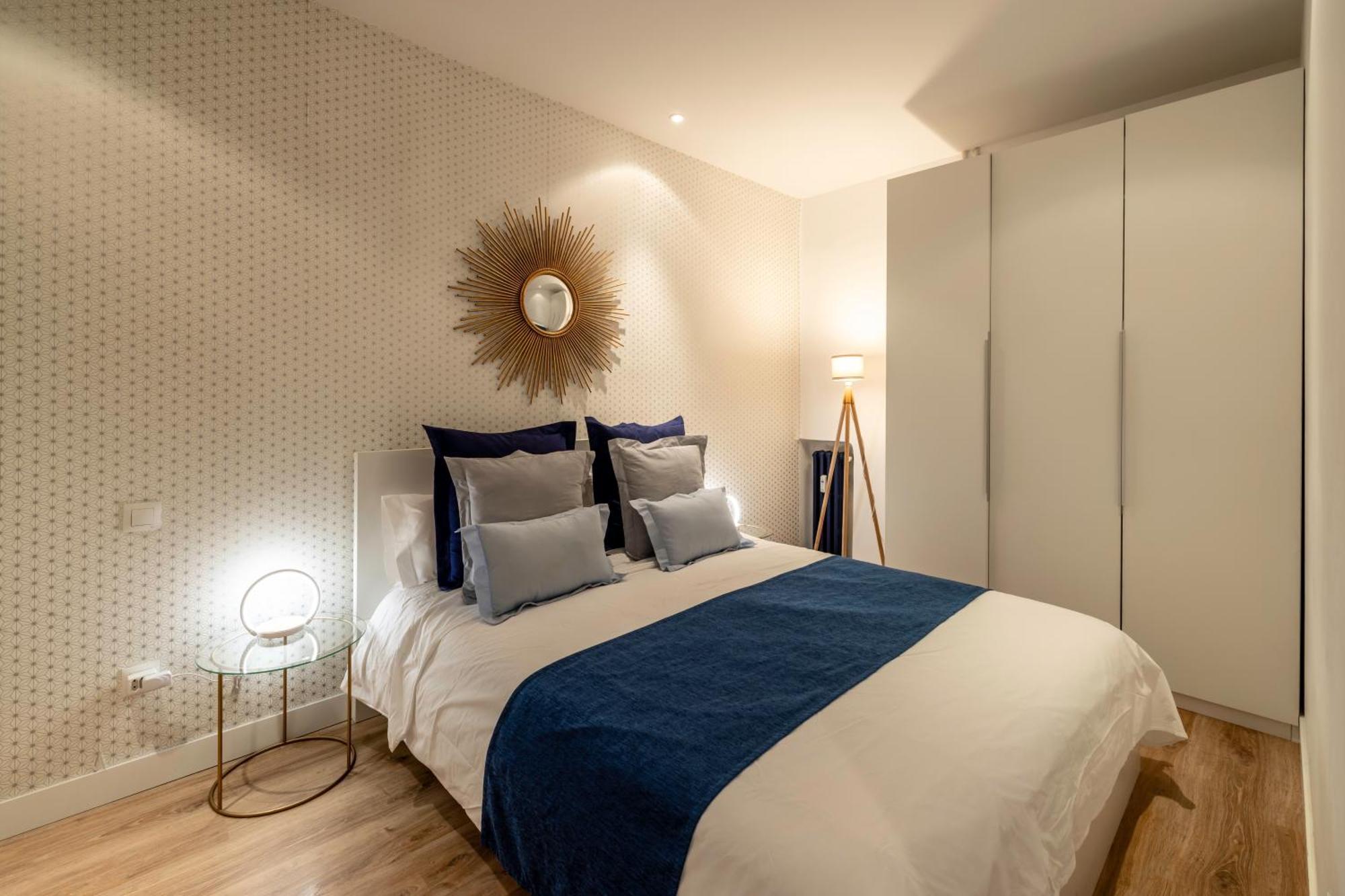 Mi Casa En Madrid- Spacious Apartments Callao Gran Via Екстериор снимка